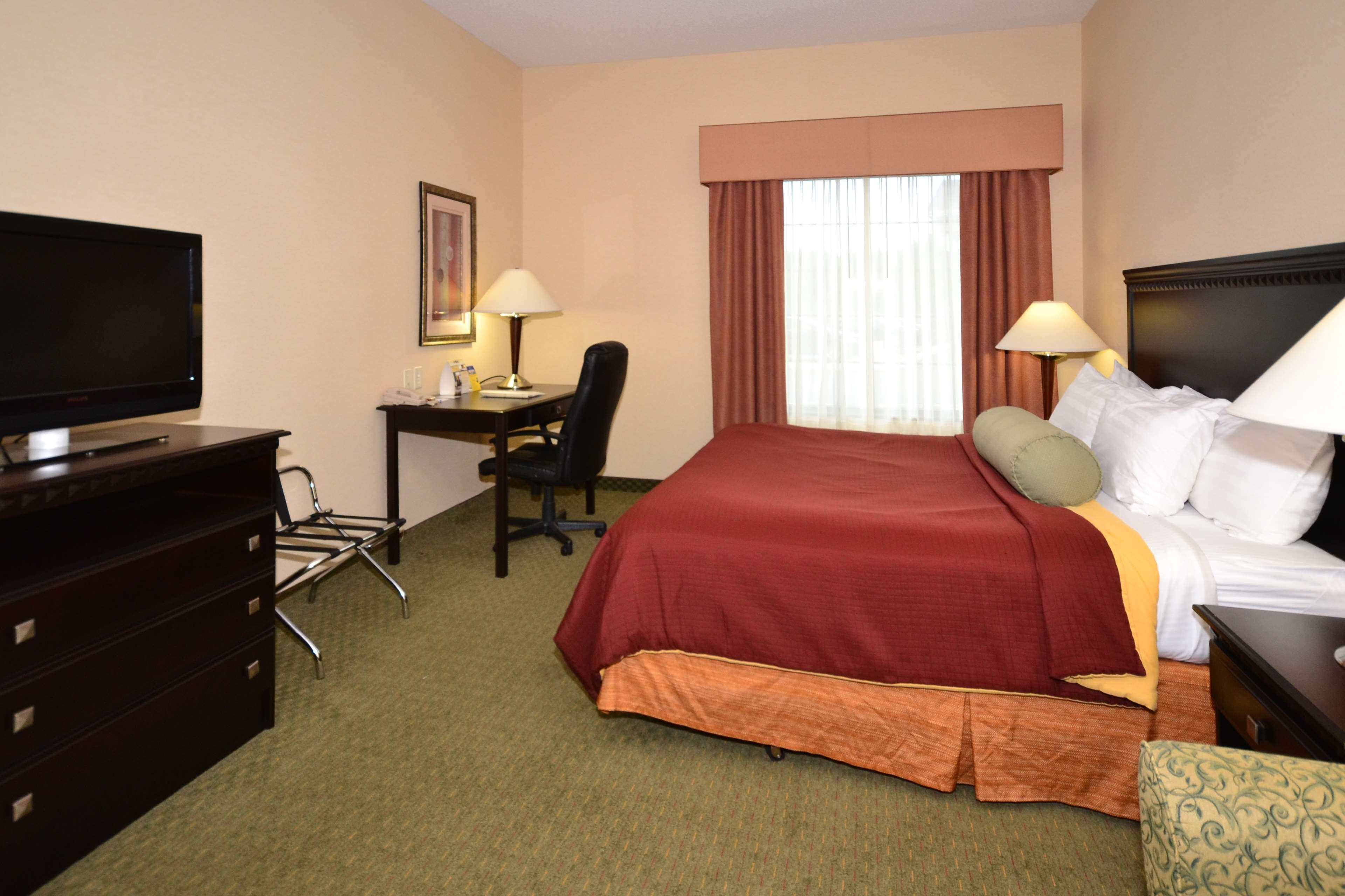Best Western Plus Victor Inn & Suites Exterior foto
