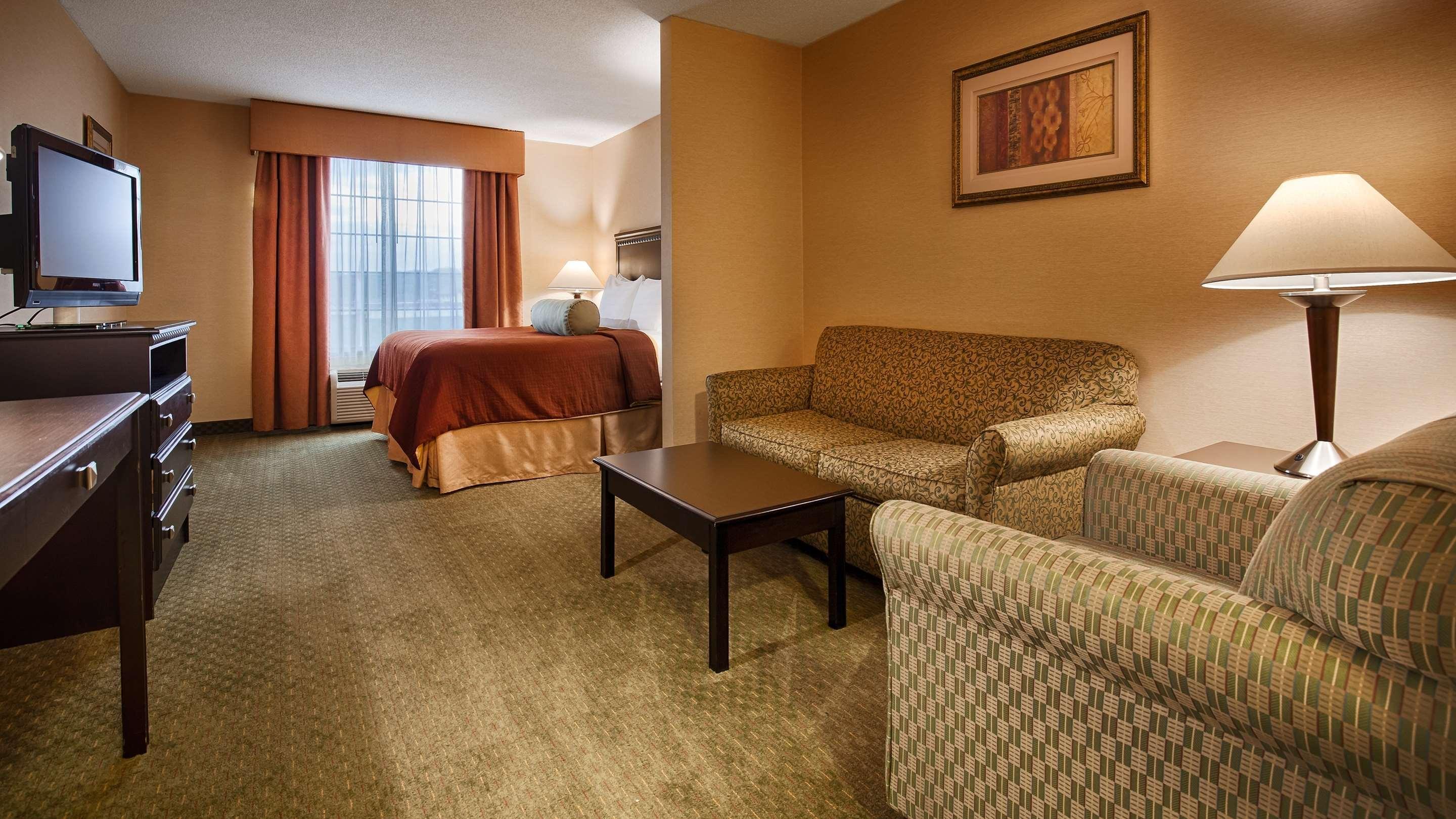 Best Western Plus Victor Inn & Suites Exterior foto