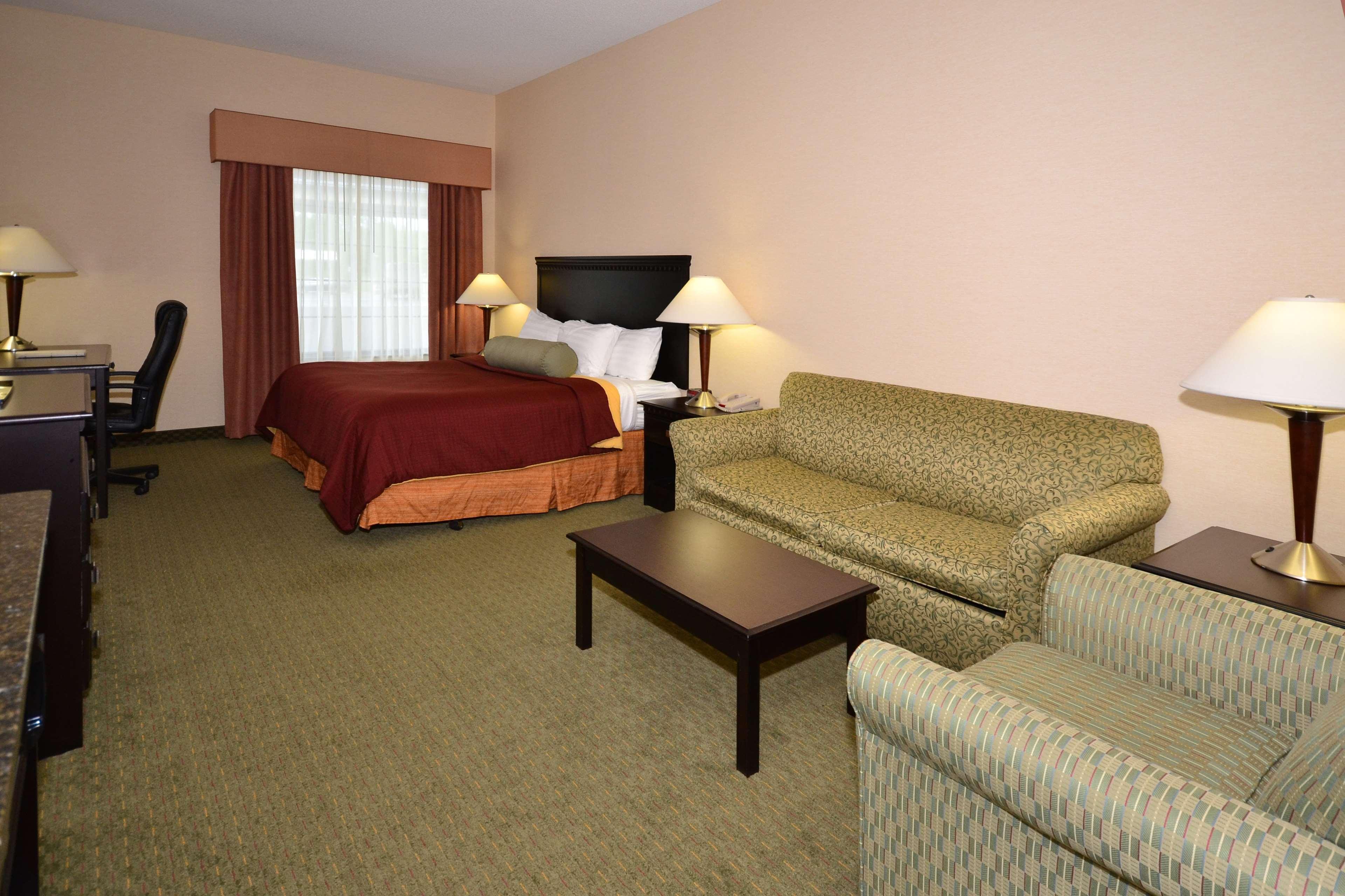 Best Western Plus Victor Inn & Suites Exterior foto