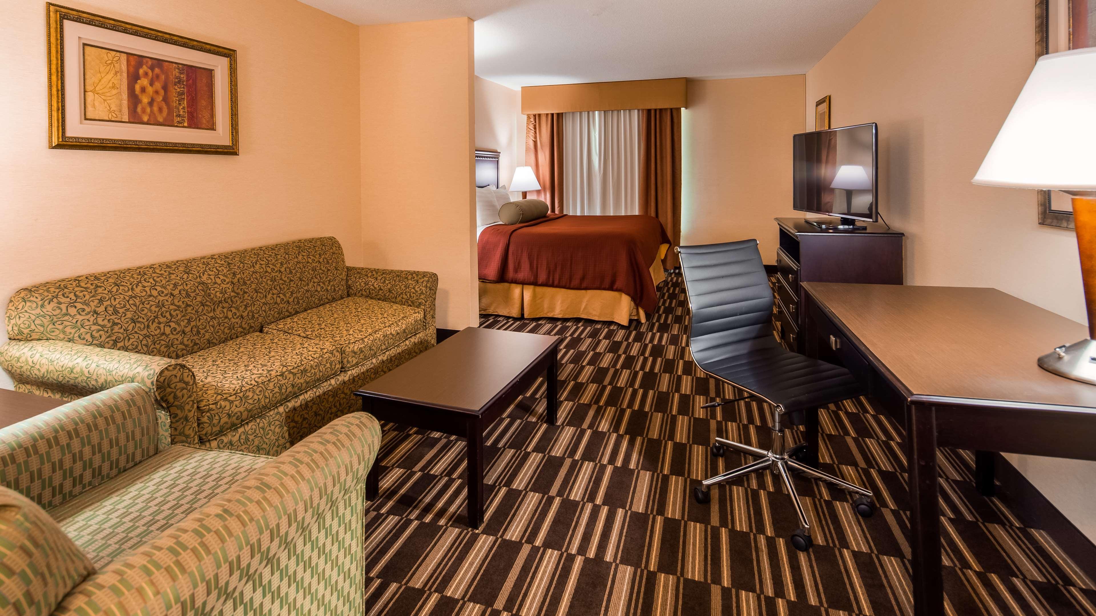 Best Western Plus Victor Inn & Suites Exterior foto