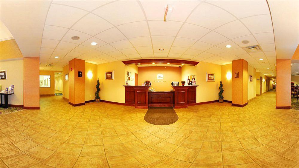 Best Western Plus Victor Inn & Suites Exterior foto