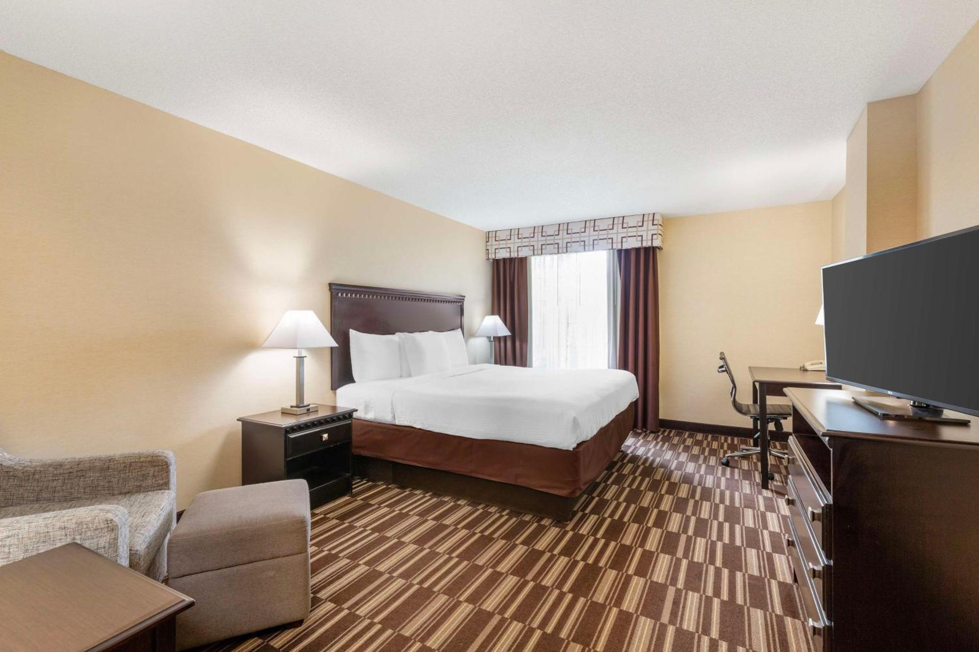 Best Western Plus Victor Inn & Suites Exterior foto