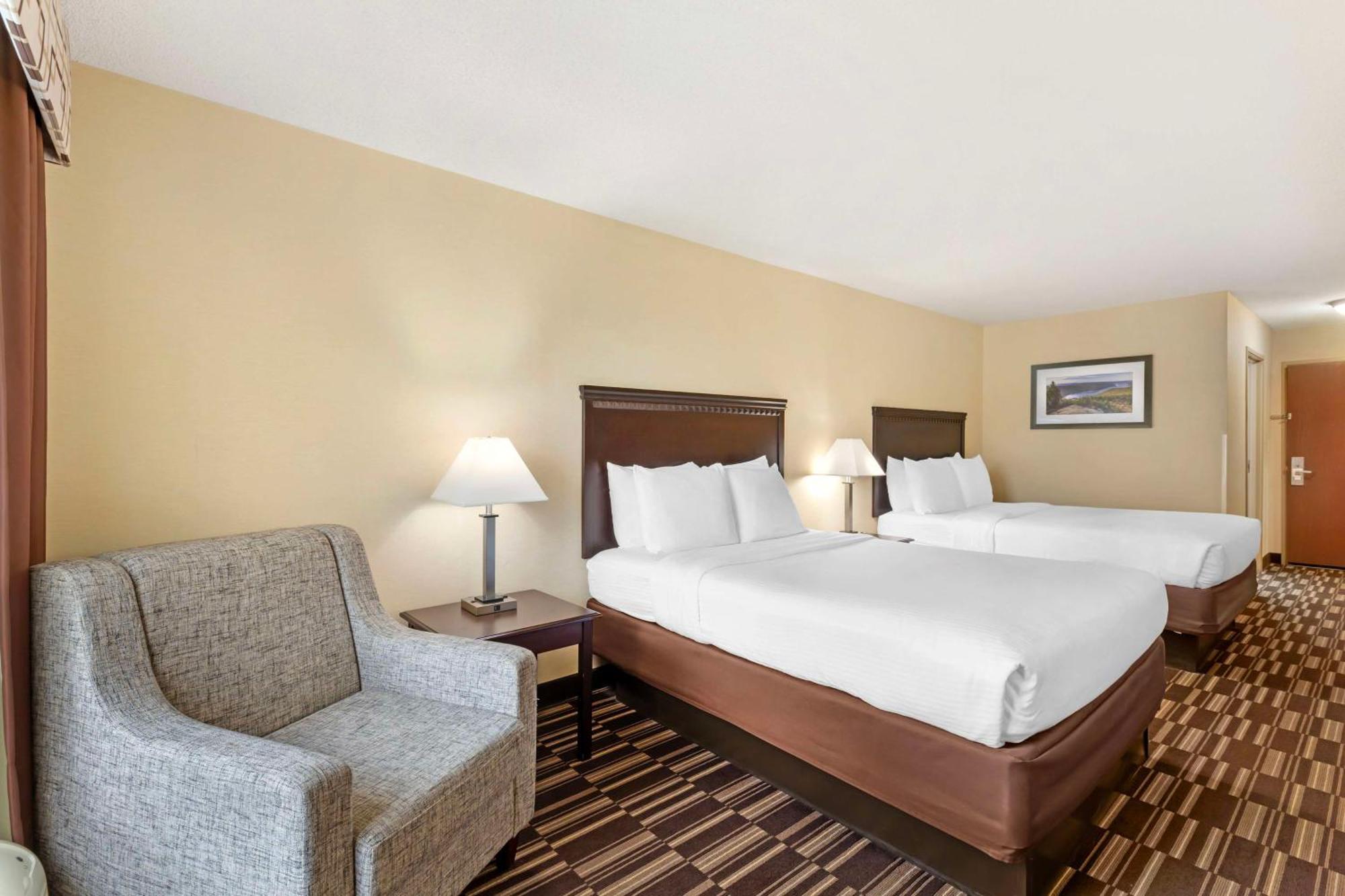 Best Western Plus Victor Inn & Suites Exterior foto