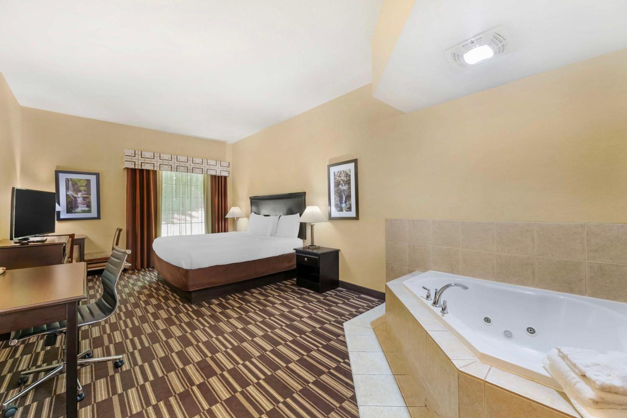 Best Western Plus Victor Inn & Suites Exterior foto
